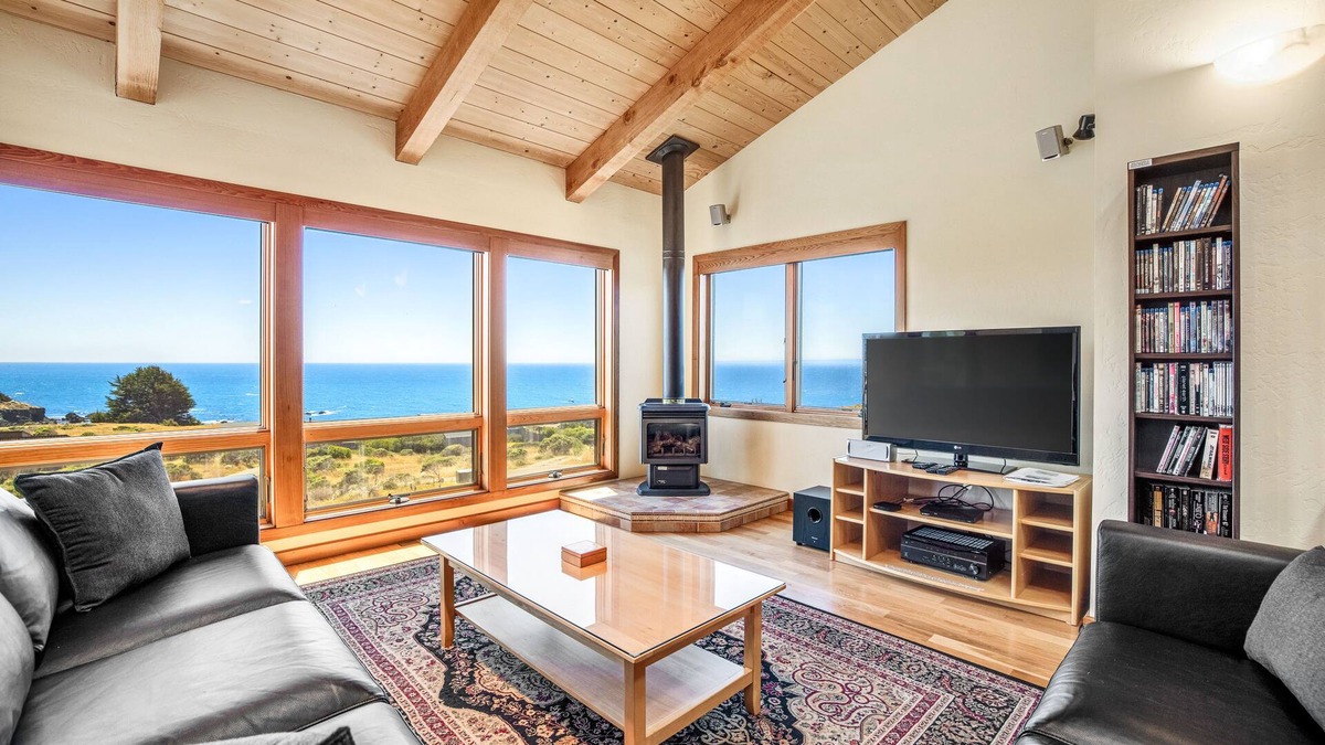 Sea Ranch House | Ocean-View Home Near Pebble Beach with Private Hot Tub, Shared Pool, & WiFi