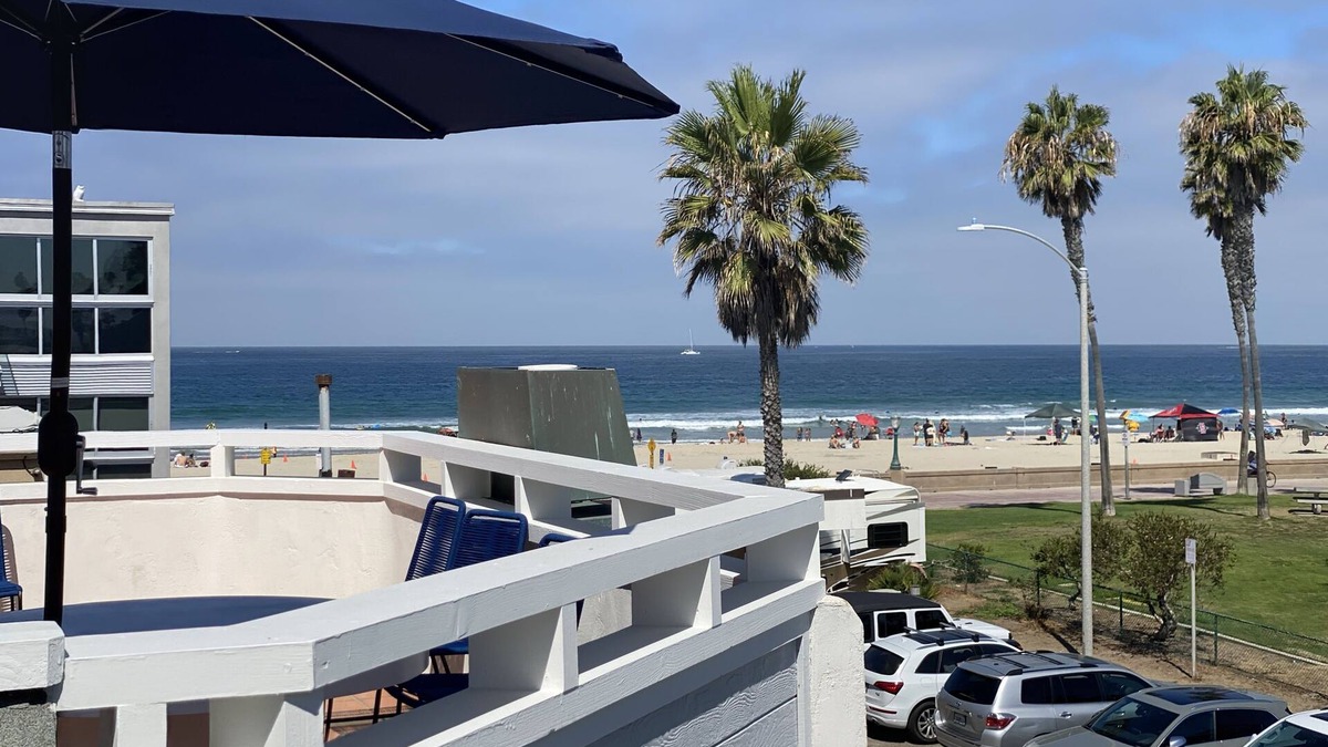 South Mission Beach House | Ocean View Mission Beach Wedding - Family Reunion - Corporate Retreat -Sleeps 20