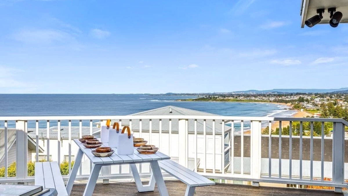 Austinmer House | Ocean View Oasis Austinmer