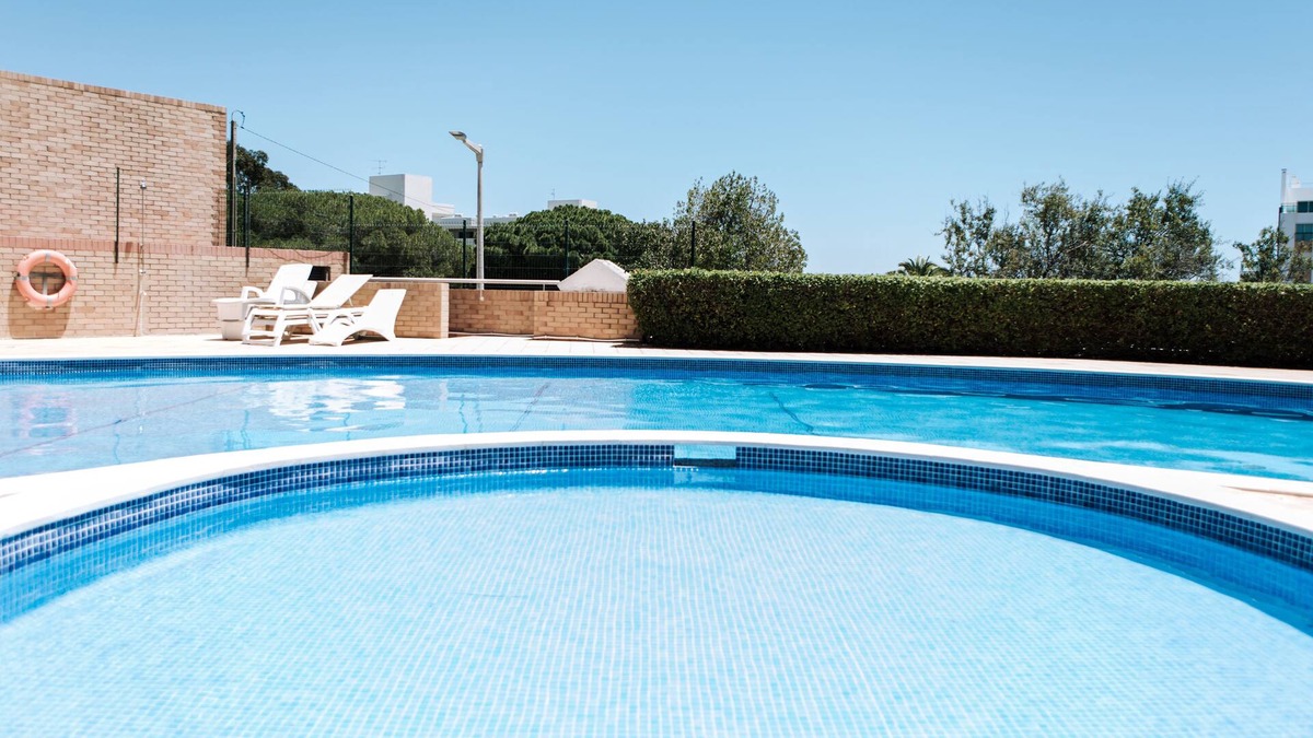 Ameijeira Apartment | Ocean view, spacious, Family Apartment with Pool, 5 min walk to beach