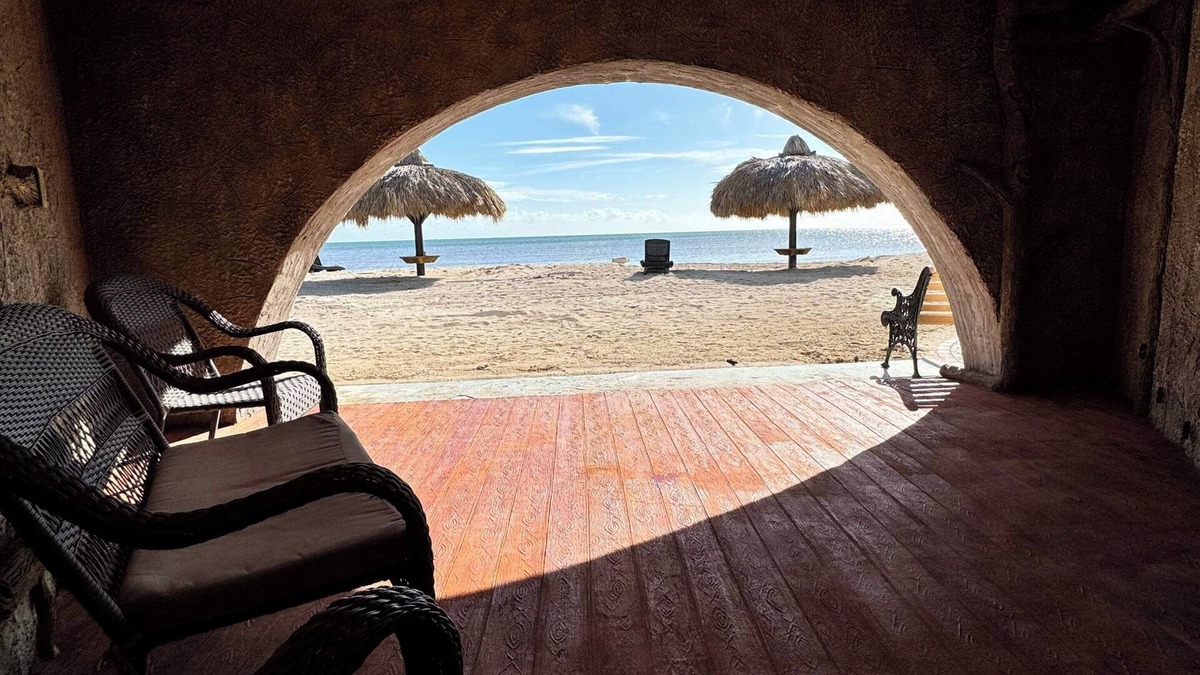 Coupon Bight Aquatic Preserve Apartment | Ocean View Suite Barnacle Resort