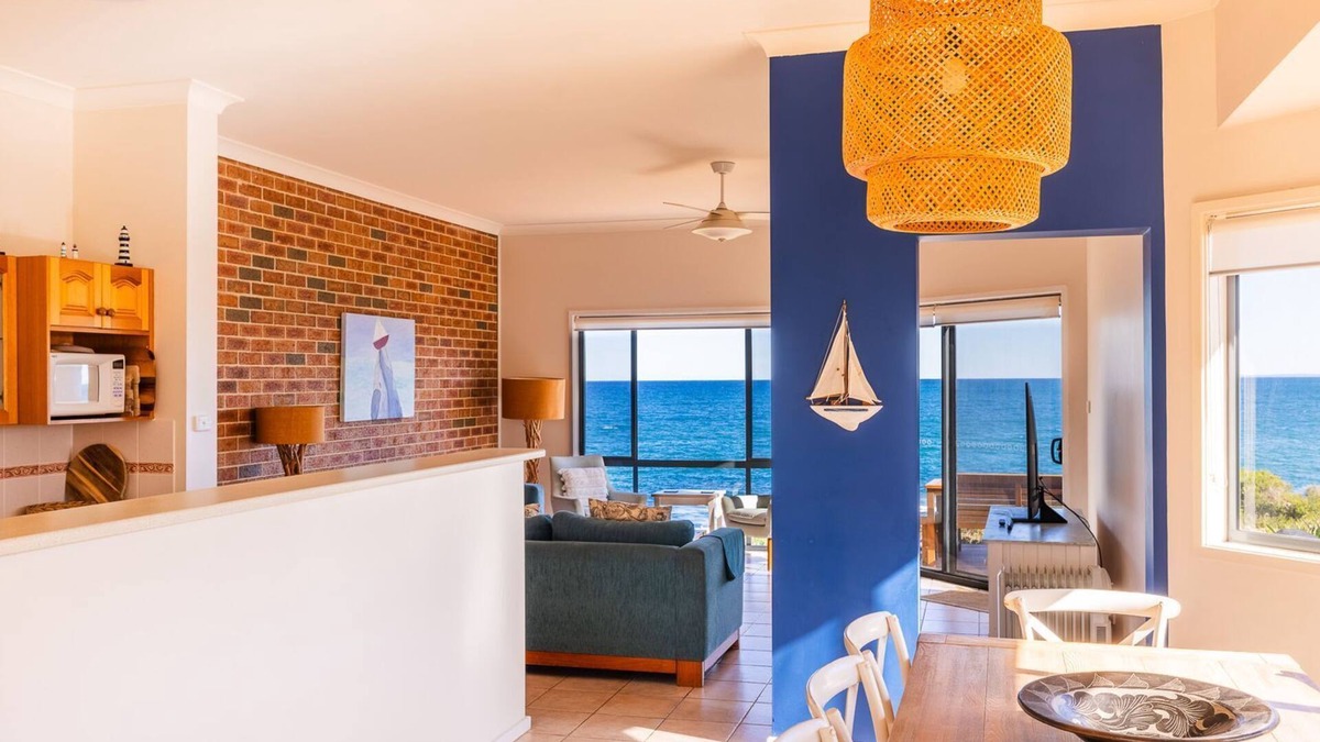 Fishermans Bay House | Ocean Views, 4 Ocean Street - Absolute Waterfront Retreat at Fishermans Bay