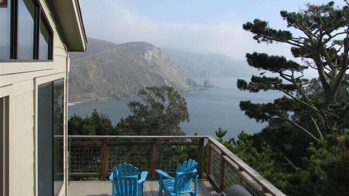 Muir Beach House | Ocean views from every room!