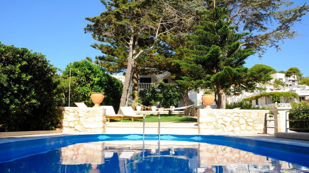 Marina di Andrano Villa | Ocean Villa - Masseria sea view -sea access - POOL LIDO Beachfront