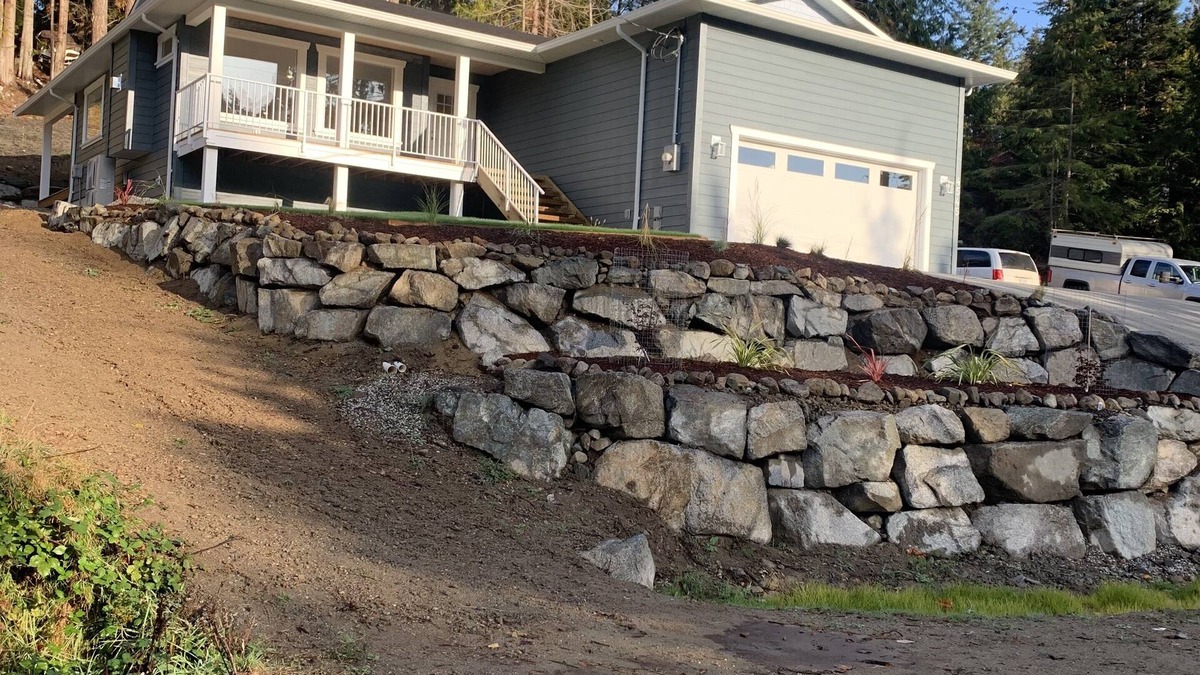 Madeira Park House | Ocean Walk Getaway