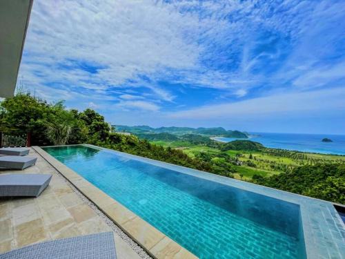 Selong Belanak Villa | Ocean Wave Lombok - 4 BR infinity pool villa