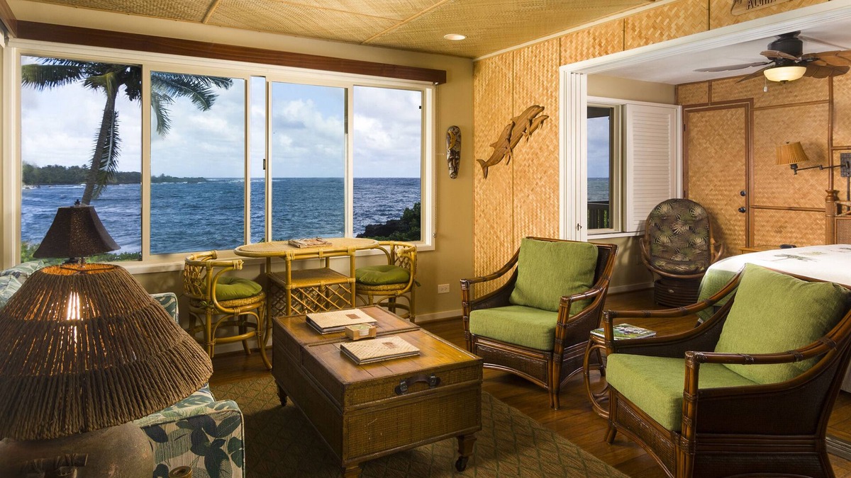 Hana Condo | Oceanfront #1 at Hana Kai Maui - 1 Bedroom, Corner Unit 100ʻ from Water!