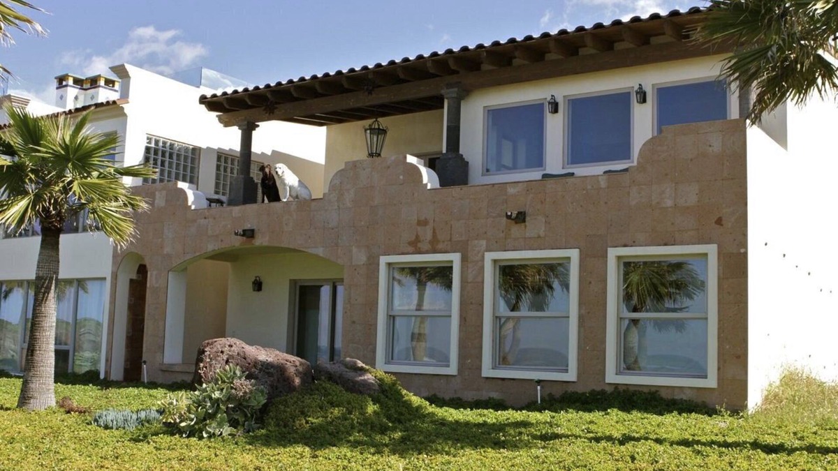 Primo Tapia House | Oceanfront Baja Beach House at K55 Surf Break