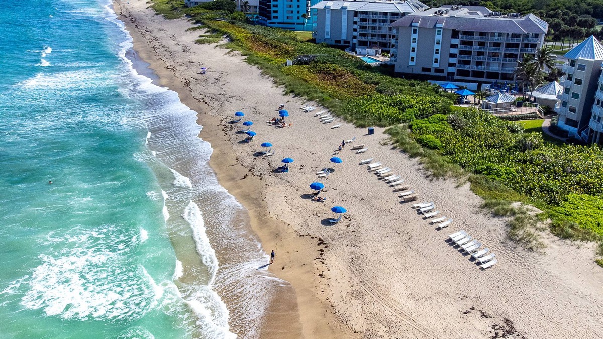 Stuart Condo | Oceanfront Condo- Stuart in beautiful Hutchinson Island Florida
