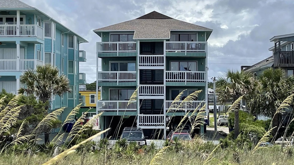 North Carolina Coast Condo | Oceanfront Condo | Walk to Beach & Boardwalk