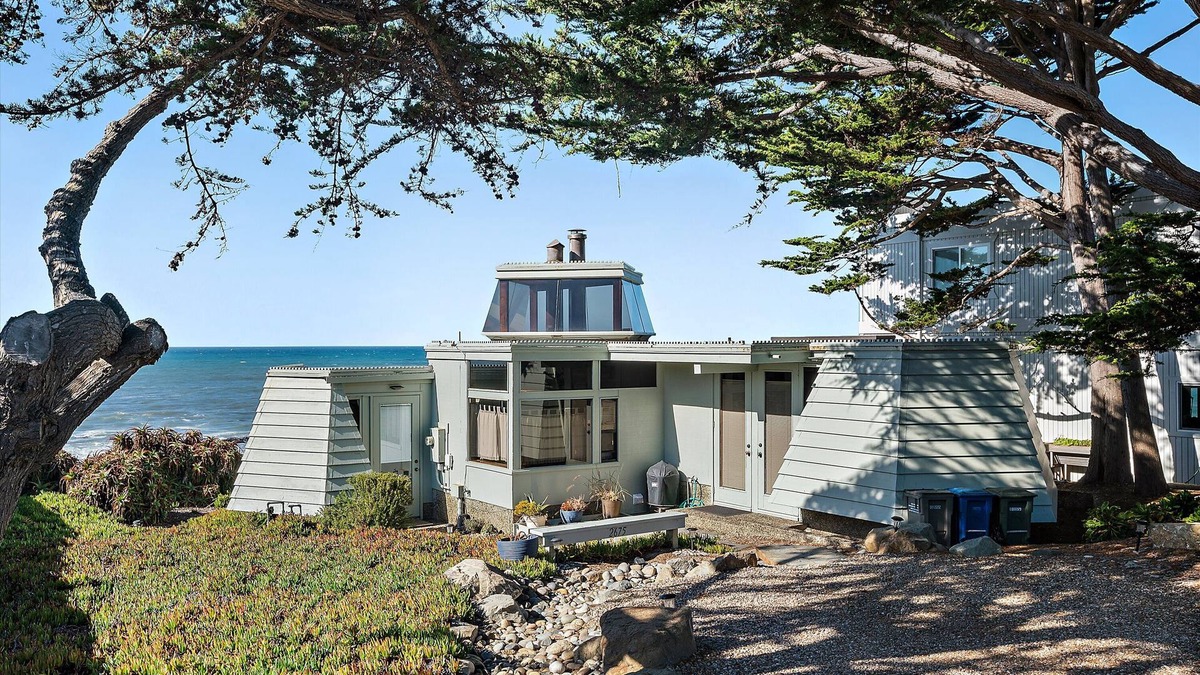 Marine Terrace House | Oceanfront Cottage : 1 BR, 1 BA House in Cambria, Sleeps 2