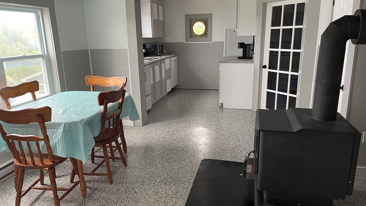 Cape Broyle Cottage | Oceanfront cottage -Irish Loop