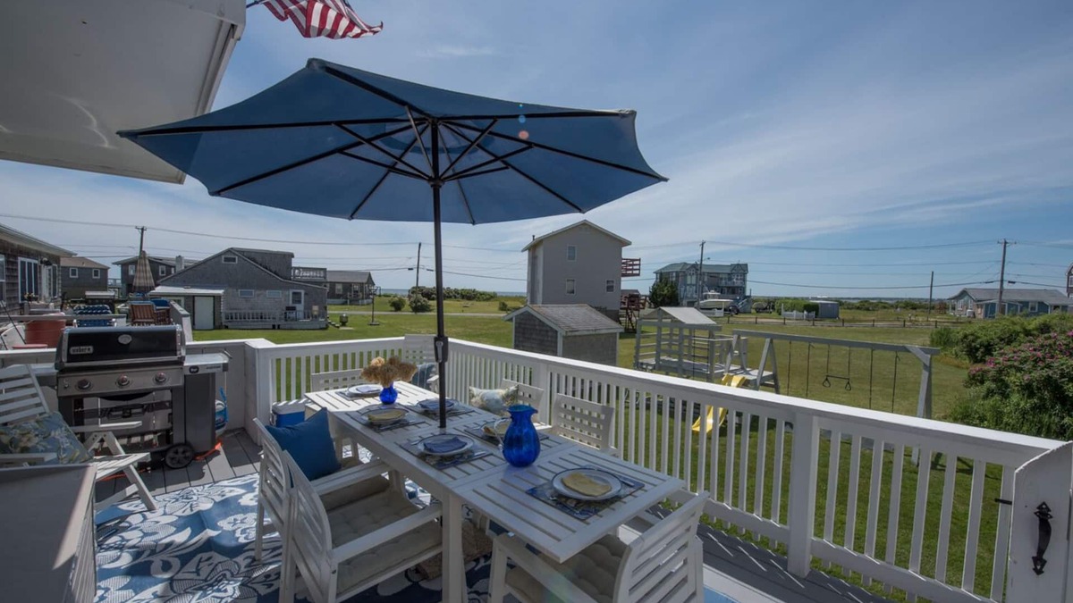 Point Judith House | Oceanfront Family Retreat - Walk to Beach - 5BR with Play Area and Sunset Views