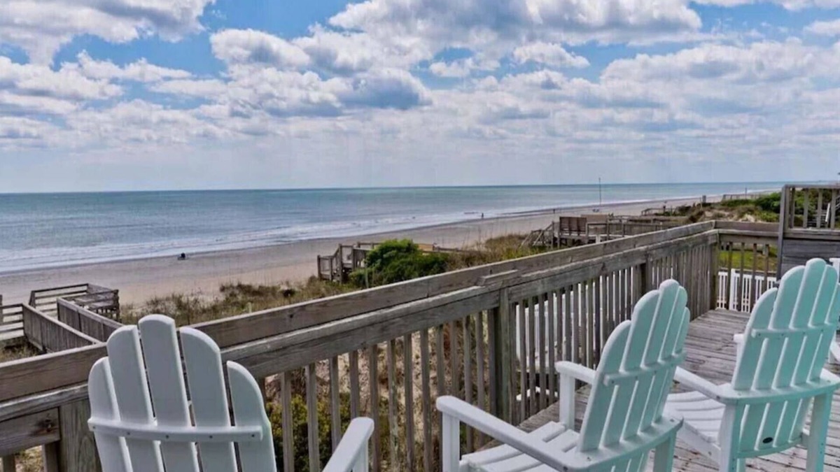 Emerald Isle House | OCEANFRONT HALF DUPLEX SLEEPS 9 w 4 BDRMS, 3 ARE OCEANVIEW! BEST PART OF E ISLE