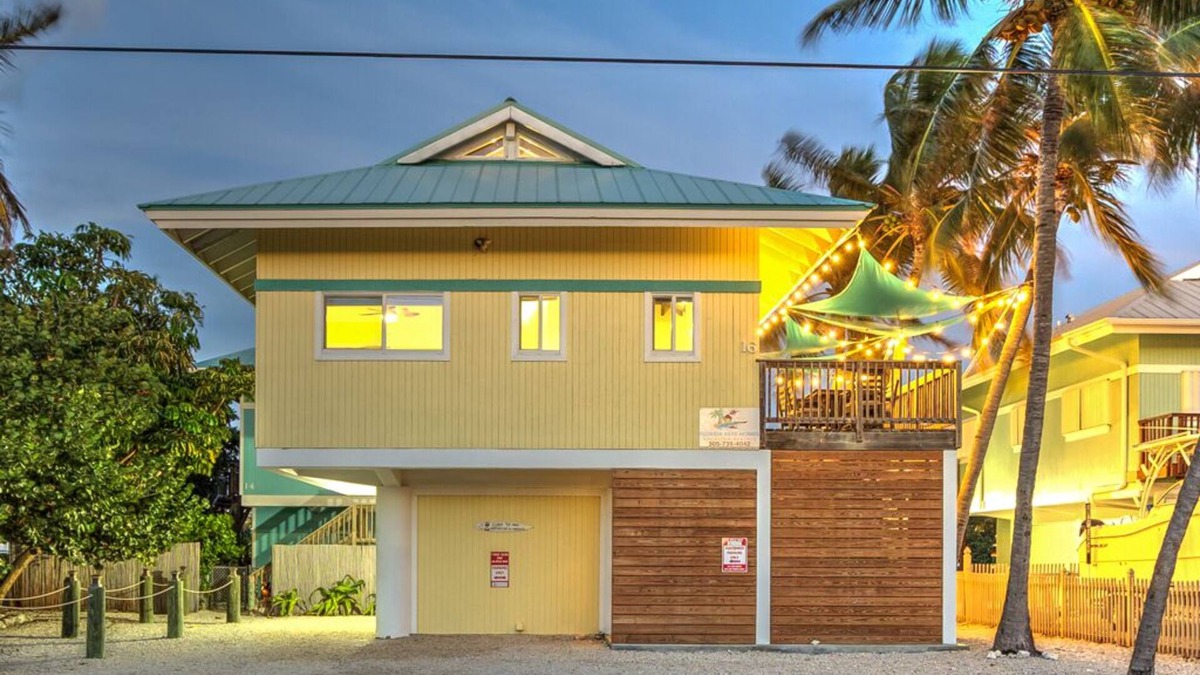 Marathon House | Oceanfront Home; Great Views; Large Boat Dock! nPrivate Large Jacuzzi.