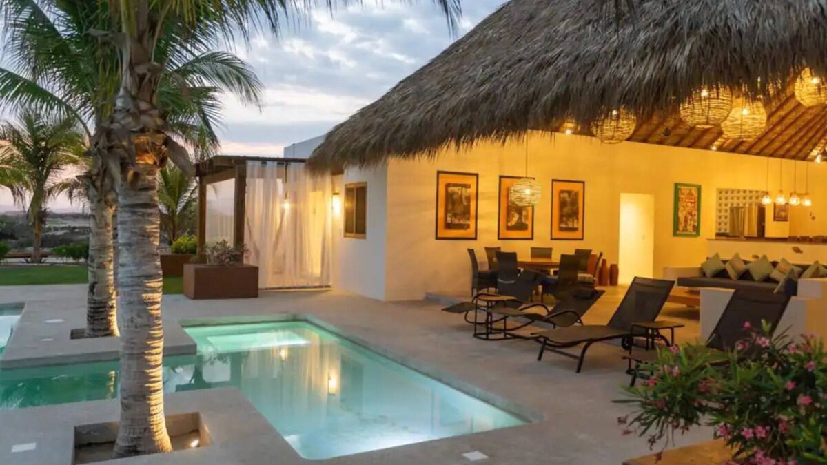 San Pedro Mixtepec Villa | Oceanfront Oasis The Window to Paradise