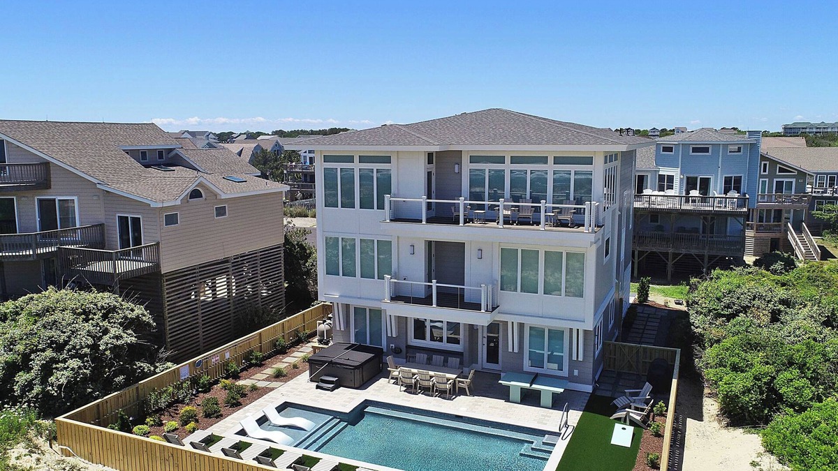 Currituck County House | OCEANFRONT, Private Pool, ELEV, Ocean Views! OS607F, Saltspray Sunrise