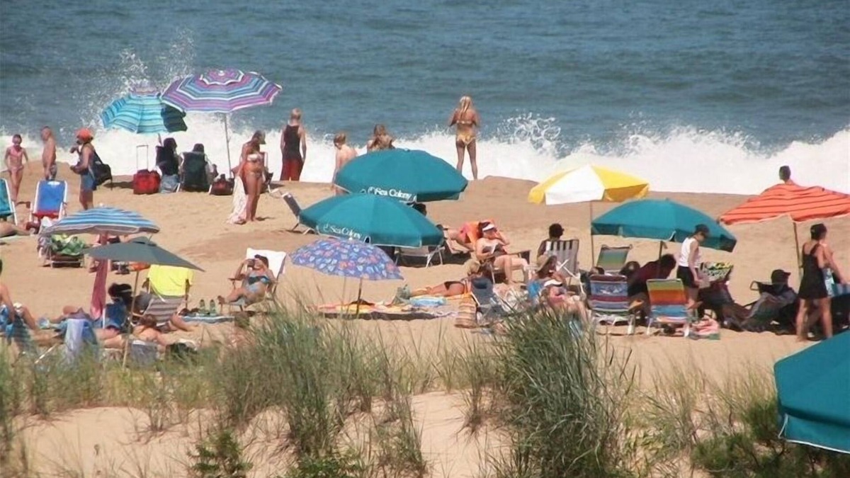 Bethany Beach Condo | Oceanfront Sea Colony Resort Condo, 3 BR, just 3 nights OK