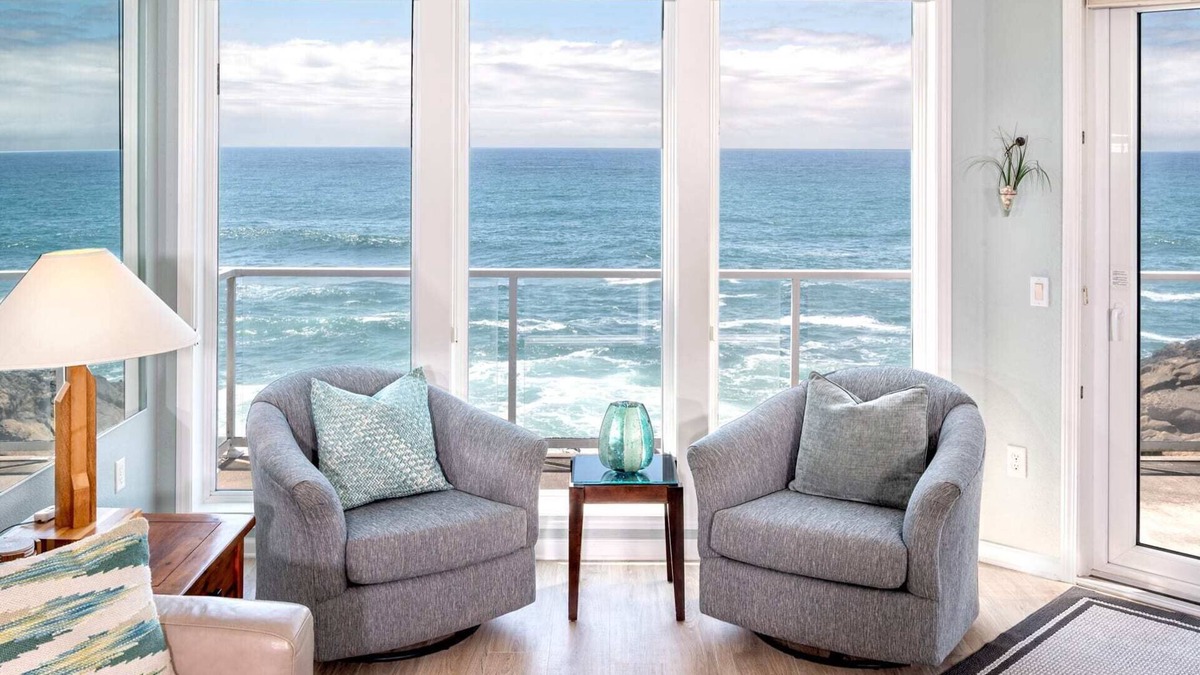 Depoe Bay Condo | Oceanfront, Whale Watching, Pool - Whalers View