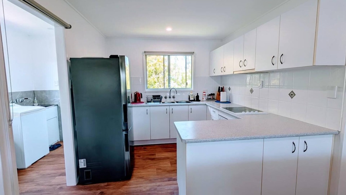 Torquay House | Ocean’s Edge Escape is your perfect getaway just an 8-minute walk from the beach
