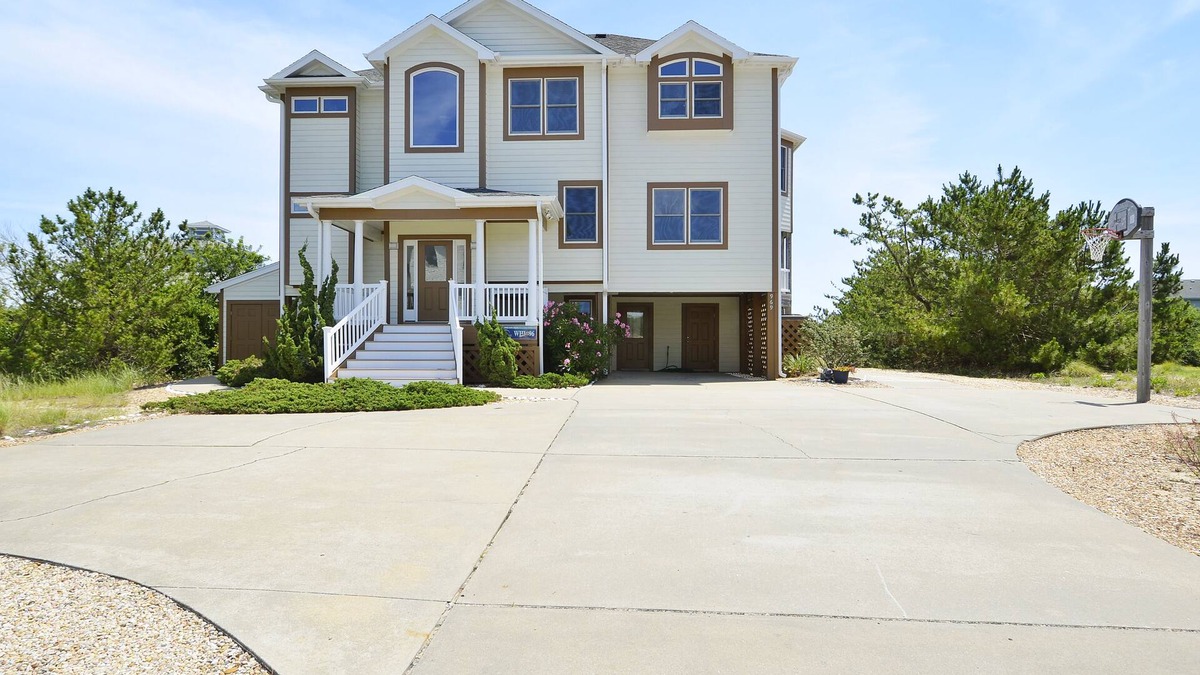 Currituck County House | Oceanside- 800 feet to beach access, Large (17x35) private pool and Hot tub, gameroom