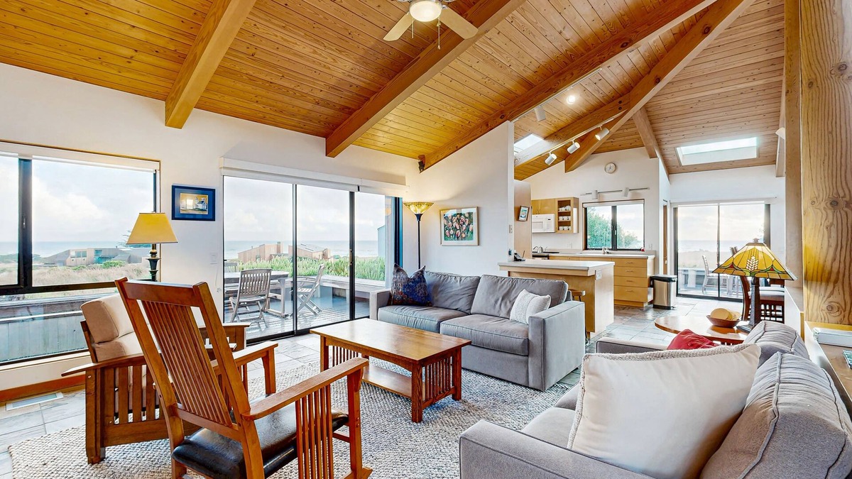 Sea Ranch House | Oceanview bluff home with private hot tub, shared pool, saunas, tennis, & EVC