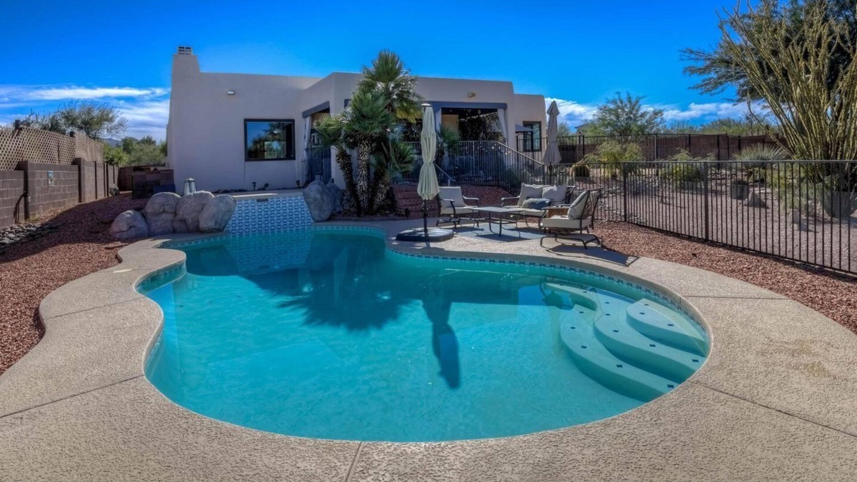Tucson House | Ocotillo House: Gateway to Saguaro National Park
