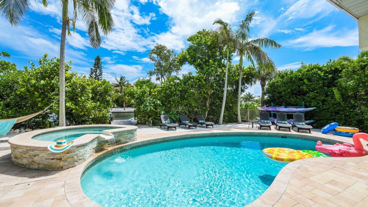 Anna Maria House | OCT DEALS - Waterfront Canal/Hot Tub/Htd Pool/Boat Dock/AMIHomeRental