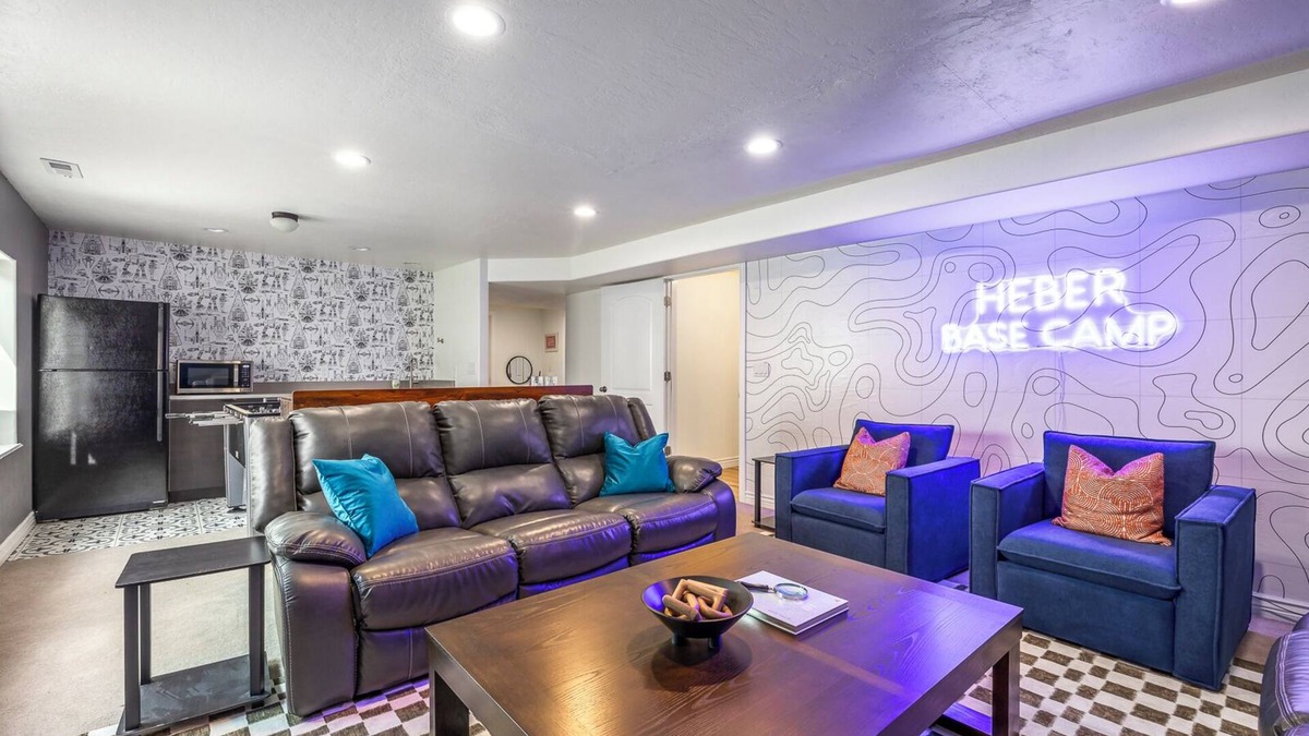 Heber House | Oct+Nov PROMO- XBOX room- Pets welcomed! Sleeps 18- Hottub- Hammocks