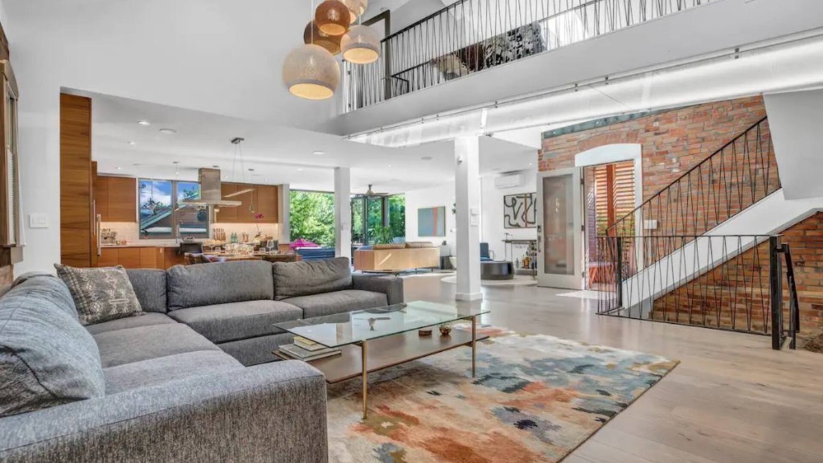 Mapleton Hill House | ❤️of Downtown All New! Mod 6BR ☆6min→ Pearl☆Hottub