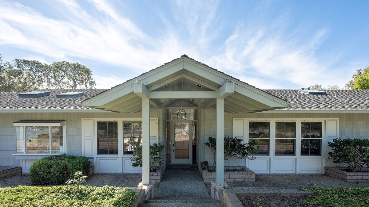 Pebble Beach House | Off 17 Mile Drive Near the Lodge with Ocean Views