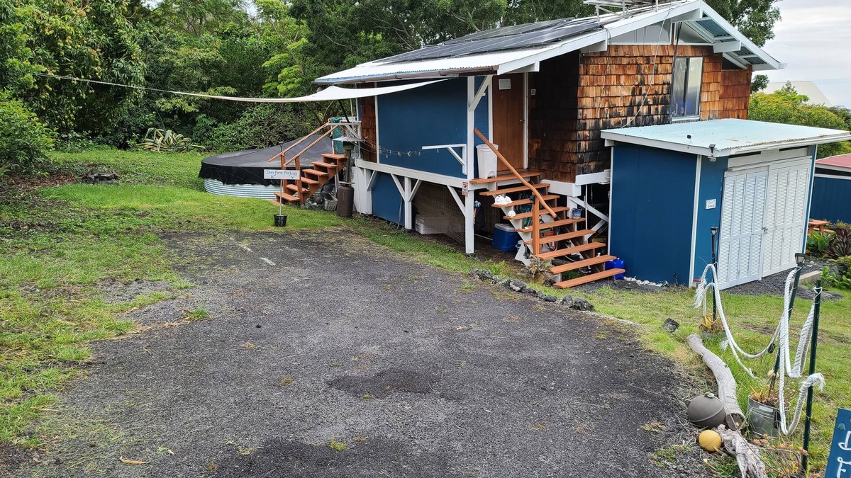 Captain Cook House | Off grid Cottage on a small farm, fabulous ocean views.