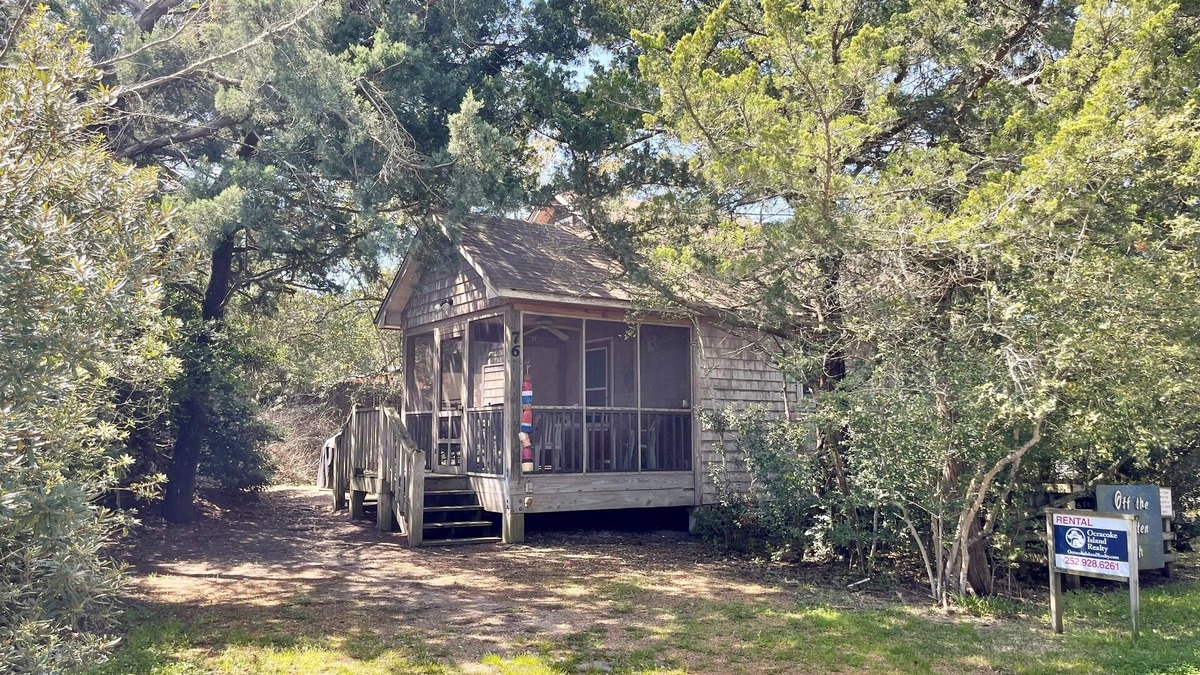 Ocracoke House | Off The Beaten Path: Surrounded by trees and nicely secluded.