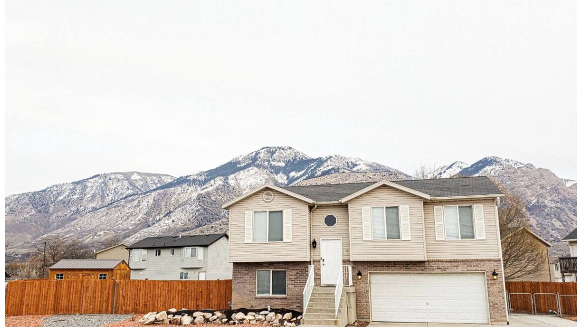 Ogden House | Ogden Home+Hot Tub+New Remodel+Playset+Mtn Views+Large Fenced Yard+Gazebo+RV Pad