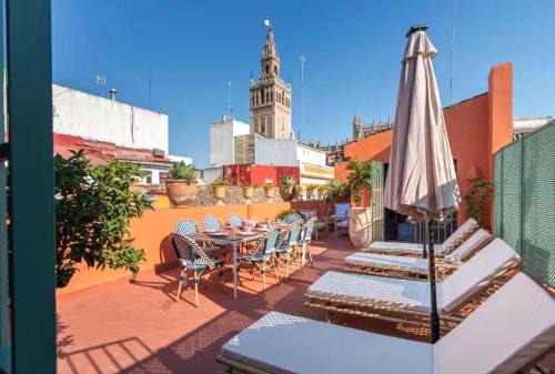 Santa Cruz Apartment | Ohliving Cathedral View