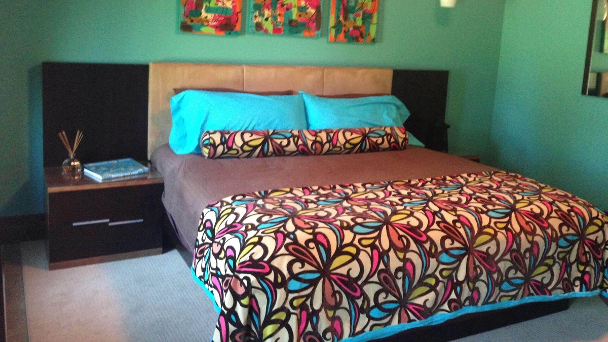 Beggs Bed & Breakfast | OK40 Ranch Hacienda Bed & Breakfast, RETRO Bedroom