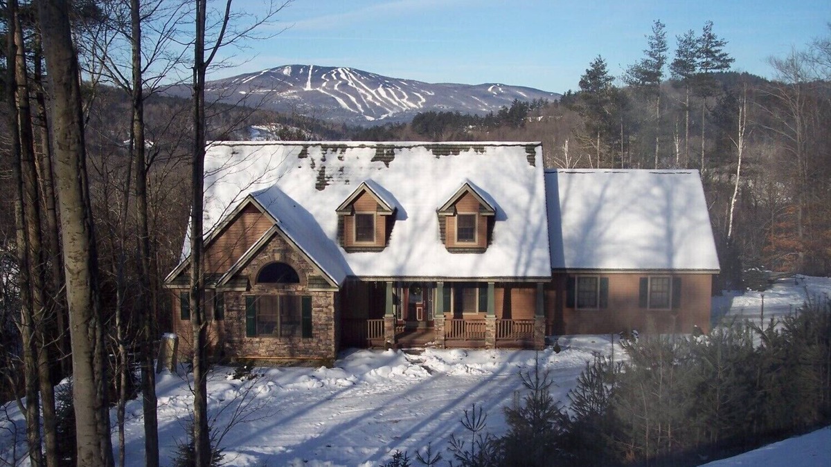 Cavendish House | OKEMO Mountain-Incredible view of the slopes!