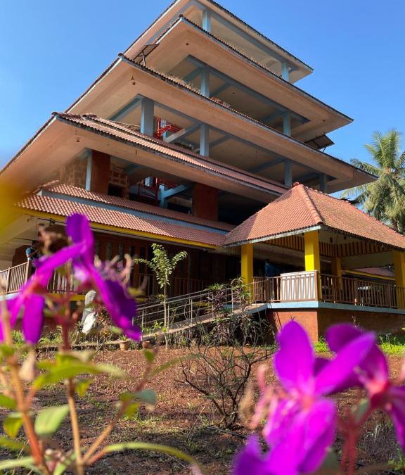 Devbag Villa | Ola Agro Riverside Villa in Malvan, Dhamapur, Sindhudurg