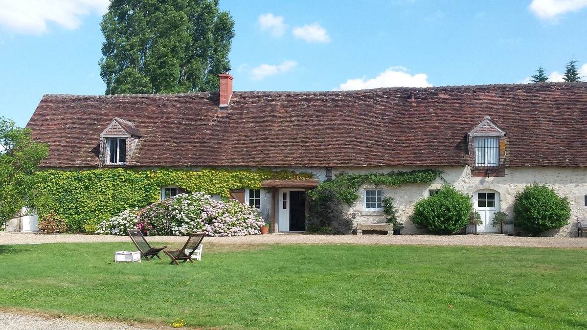 Escrignelles House | Old 16th century farmhouse completely renovated, quiet and wide open spaces