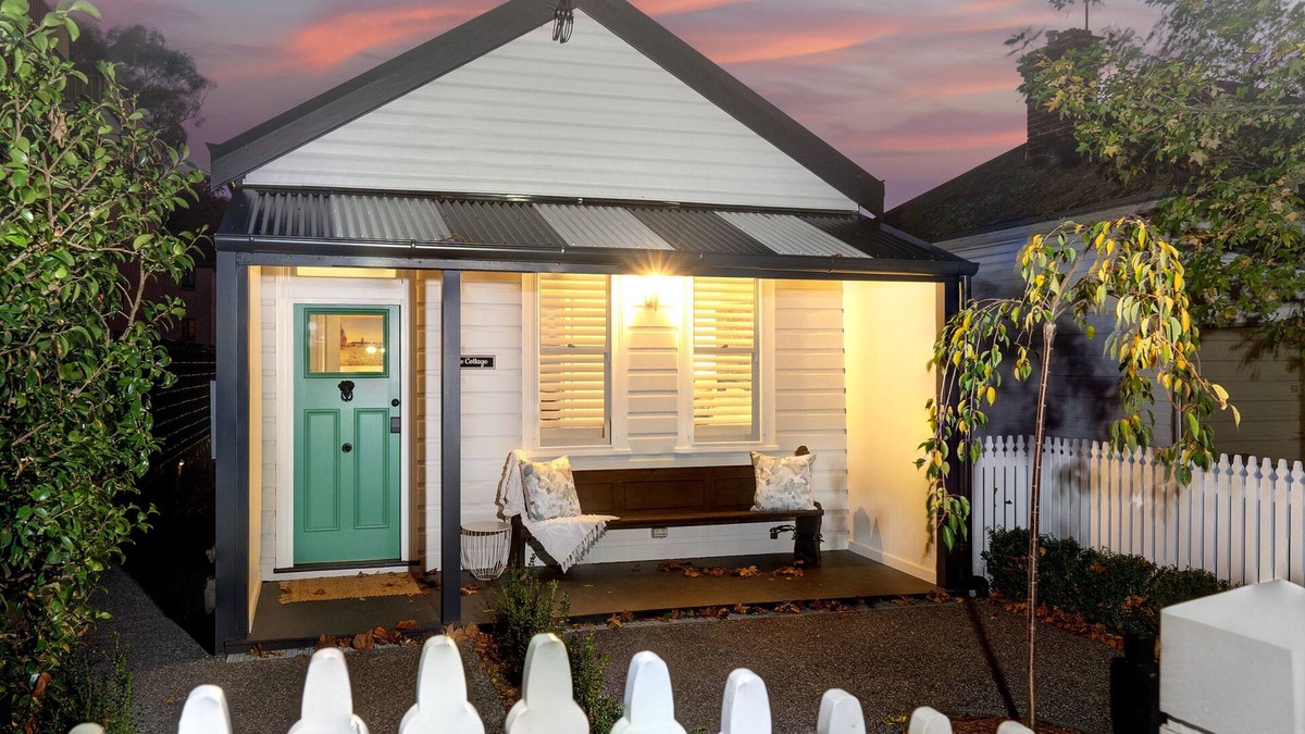 Bowral Cottage | Old Bowral History in the heart of town xx