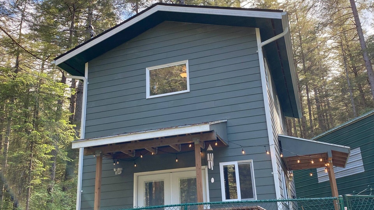 West Juneau Cottage | Old Forest Cottage on Douglas Island. Five-minute drive to downtown Juneau!