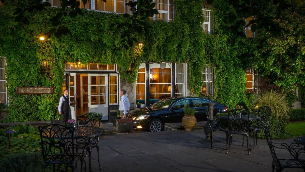 Ennis Hotel | Old Ground Hotel