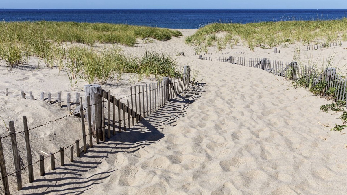 Chatham Bed & Breakfast | Old Harbor Inn