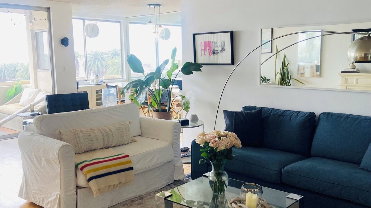 Hollywood Hills Condo | Old-Hollywood Charm w/City Views | Penthouse at base of Runyon Canyon