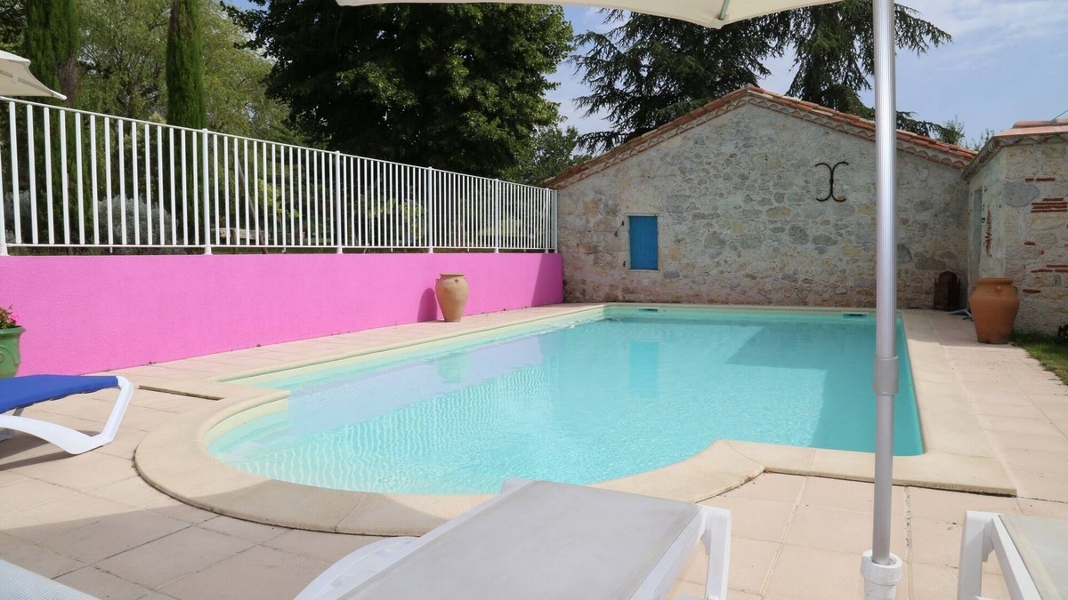 Montpezat House | Old house, charm and calm assured. For eight people