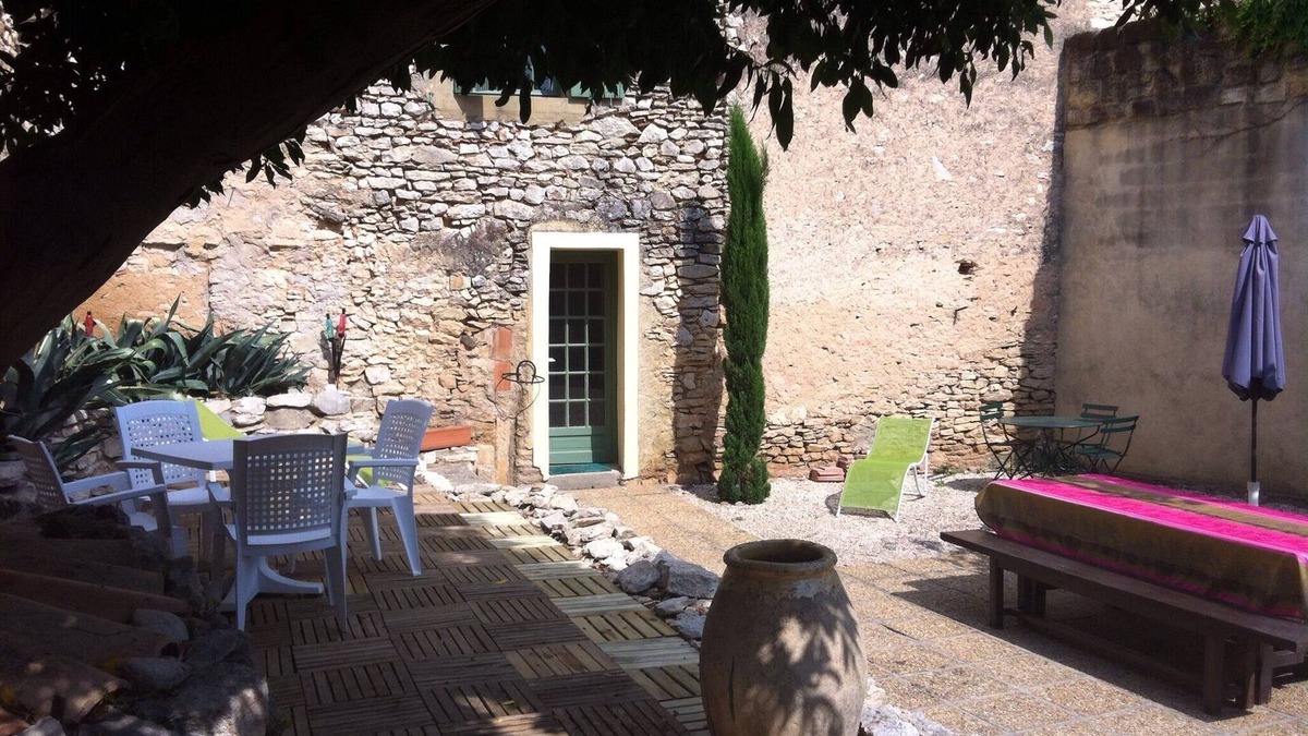 Poulx House | OLD HOUSE, IN A PROVENCAL VILLAGE, A LOT OF CHARM
