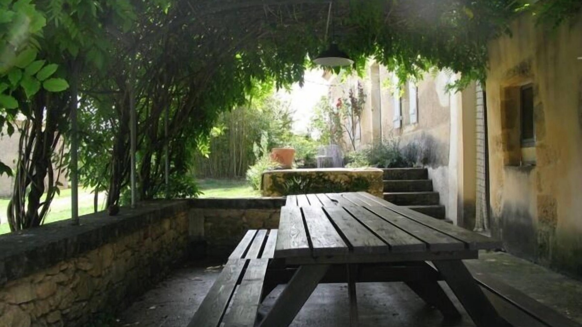 Vergt-de-Biron House | Old house with modern comfort with a private pool for large group