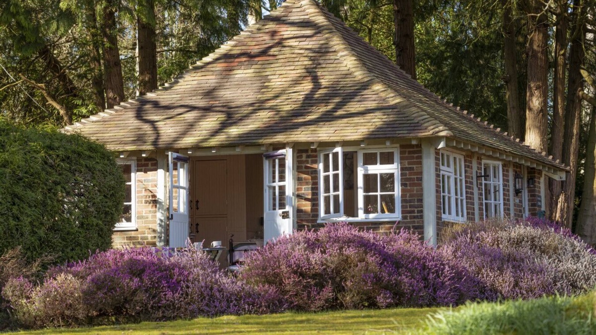 Hassocks House | Old Mill Lodge XXXXX