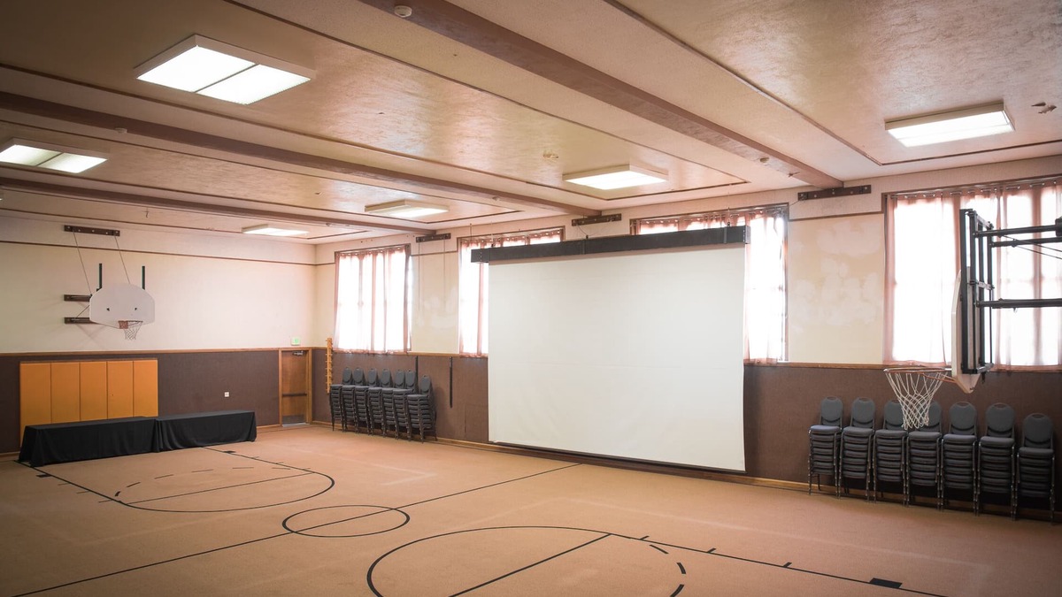 Rexburg House | Old School Inn Archer 10,000 square ft