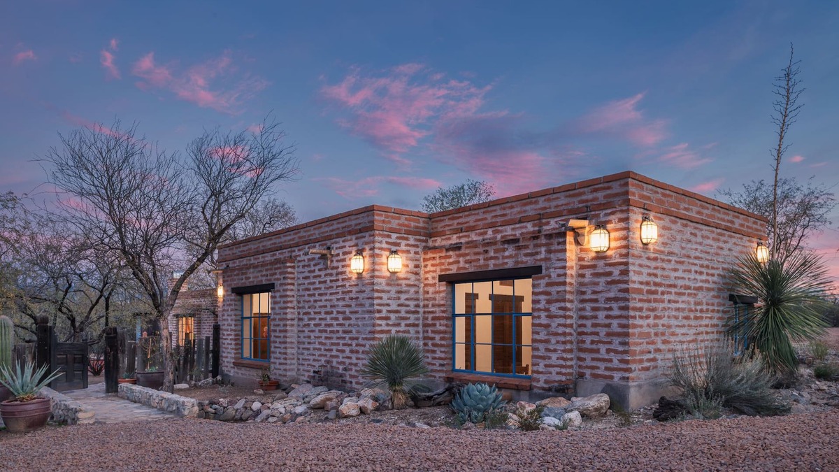 Old Fort Lowell House | Old Southwest Luxury & Glamor - Bolsius House